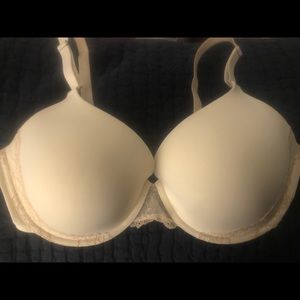 Soma 40D bra- Like new!